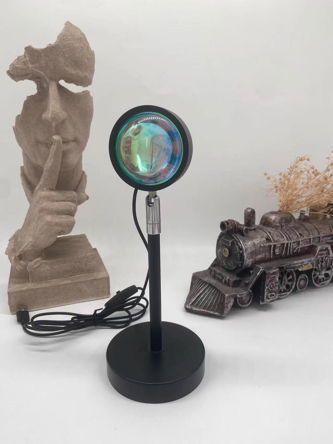 Trendy Sunset Projector Photo Light