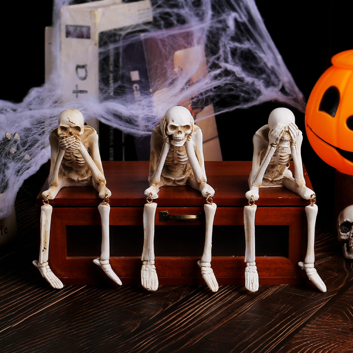 🔥Hot sale☠️Halloween Resin Skull Figurines